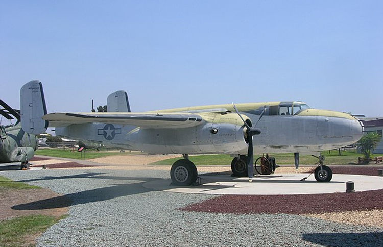 B-25J_-min.jpg